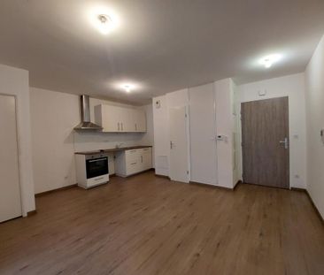 Location Appartement 2 pièces 39m² BIHOREL 76420 - Photo 3