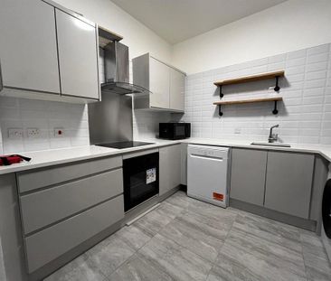 2 bedroom private hall to rent - Photo 6