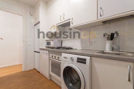 3 bedroom apartment in Calle Lagasca - Photo 2