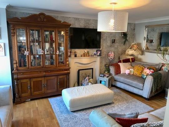 3 bedroom detached house to rent - Photo 1