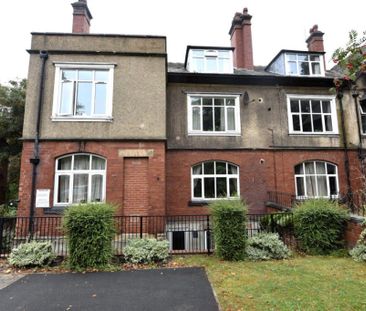 4 bedroom Flat in Wood Lane, Leeds - Photo 4