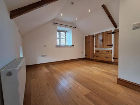 2 bedroom semi-detached house to rent - Photo 2
