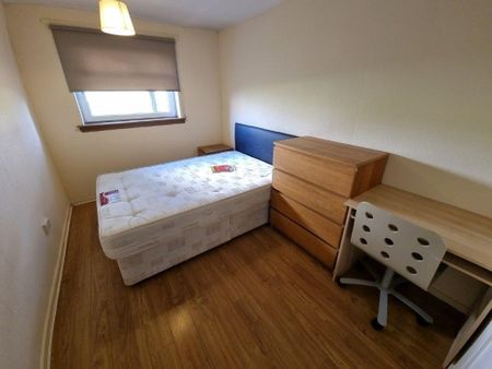 4 Bed Flat, Hmo Licensed - St. Mungo Avenue, G4 - Photo 5