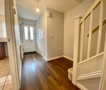 3 bedroom end of terrace house to rent - Photo 6