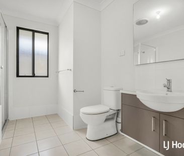 Spacious 4 Bedroom Home - Great Location! - Photo 6