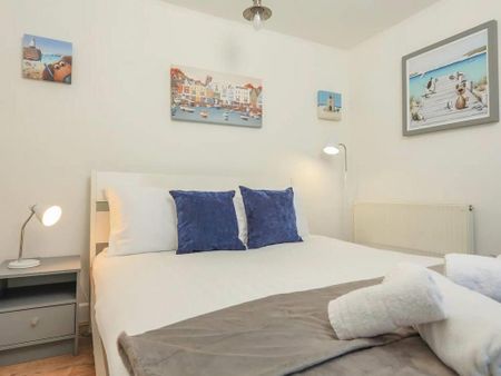 2 bedroom terraced house to rent - Photo 5