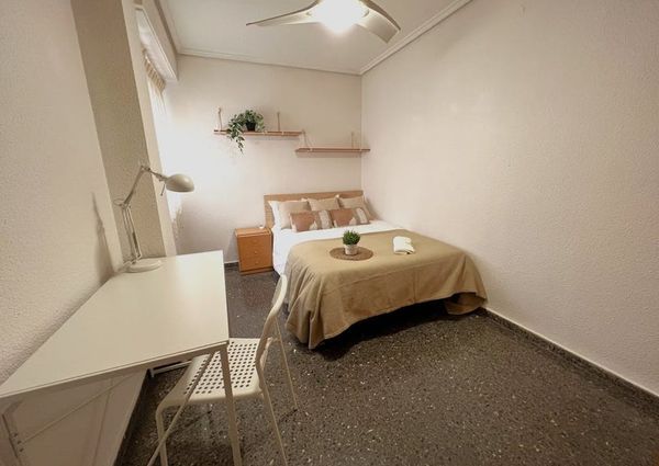 Carrer de lEsperança, Valencia, Valencian Community 46035