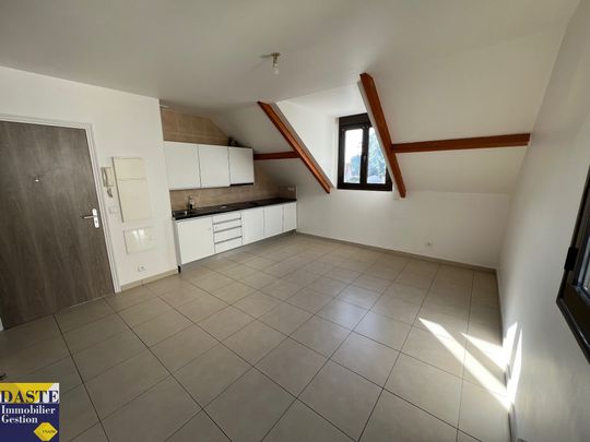 Location Appartement 2 pièces 30m² PONTAULT COMBAULT 77340 - Photo 1
