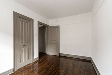 16 St. Joseph - Photo 3