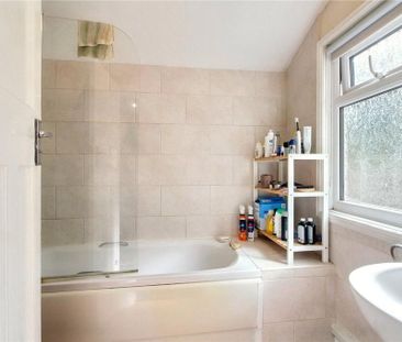 3 bedroom end of terrace house to rent - Photo 6