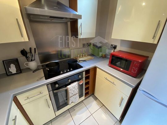 2 bedroom flat to rent - Photo 1