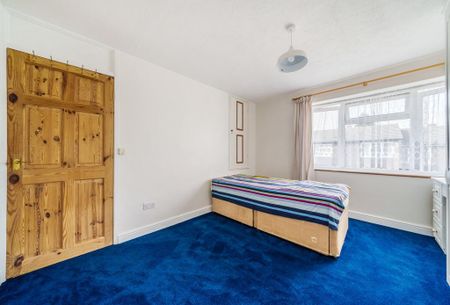 3 bedroom terraced house to rent - Photo 5