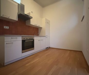 Wohnen in Graz: Charmante Wohnung mit Balkon und getrennter Küche! - Foto 5