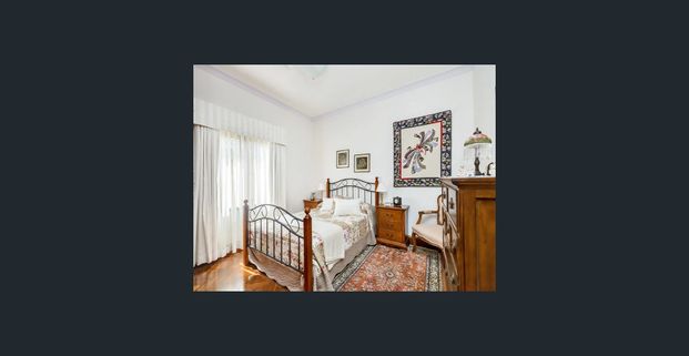 Stunning Character Home in Cul-De-Sac Location - Photo 1