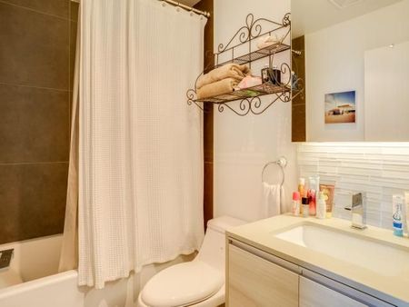 For Lease - 20 Minowan Miikan Lane Unit# 1707, Toronto, Ontario - Photo 3