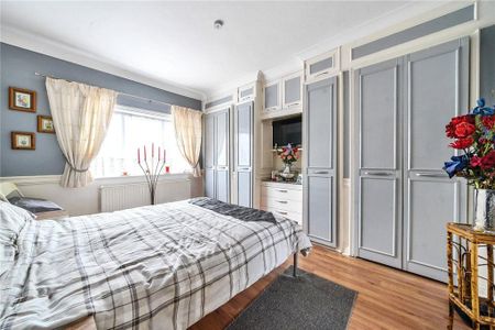 4 bedroom detached house to rent - Photo 5