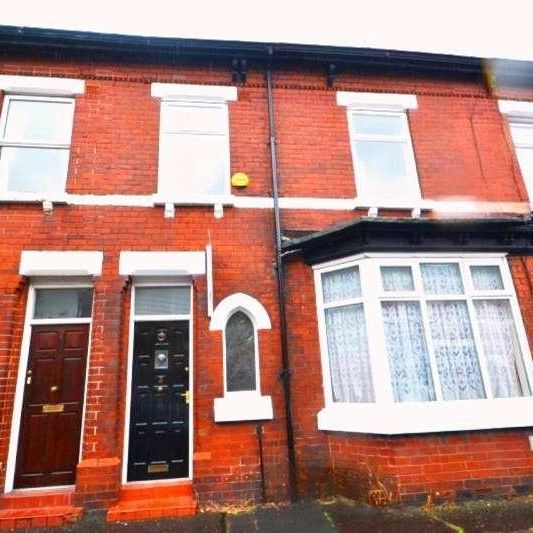 Deyne Avenue, Rusholme, Manchester, M14 - Photo 1