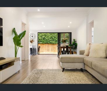 Spacious Family Living Just Moments from Tugun Beach! - Photo 1