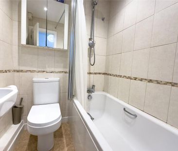 2 bedroom semi-detached house to rent - Photo 4