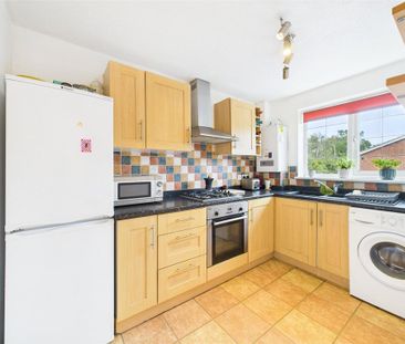 2 bedroom apartment to rent - Photo 6