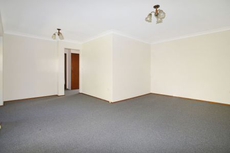 CONVENIENTLY LOCATED TWO BEDROOM VILLA - Photo 5