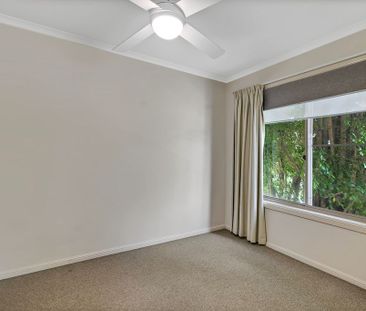 Location, Location, Location - Walk to Plaza, Cbd & Beach! - Photo 3