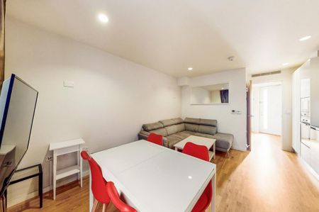 2 bedroom semi-detached house to rent - Photo 4