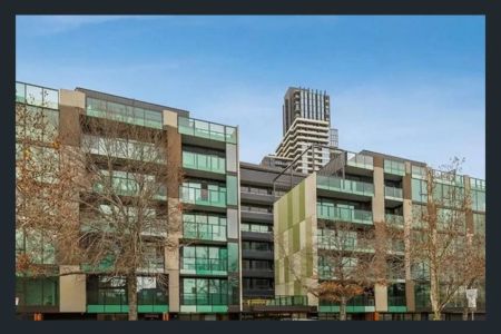 Scandinavian Style One-Bedroom + Study in Prime Location - Photo 3