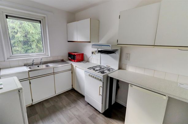 Gilmorton Close, Leicester - Photo 1