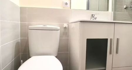 Calle de Rosario Pino, Madrid, Community of Madrid 28020 - Photo 4