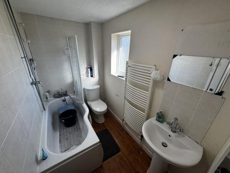 3 bedroom house to rent - Photo 3