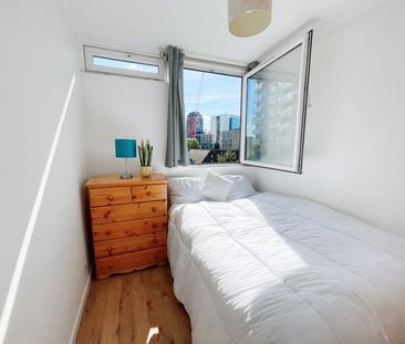 Room in a Shared House, Cable St, E1W - Photo 5