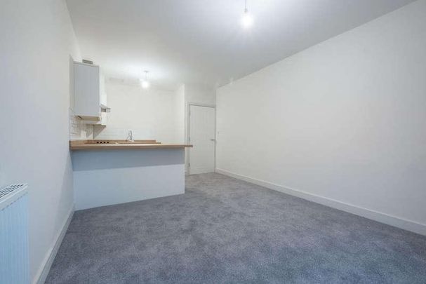 King Street, Cottingham, HU16 - Photo 1