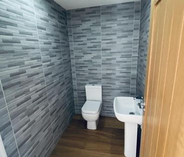 4 bedroom detached bungalow to rent - Photo 6