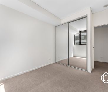 8067/7 Bennelong Parkway, Wentworth Point NSW 2127 - Apartment For ... - Photo 3