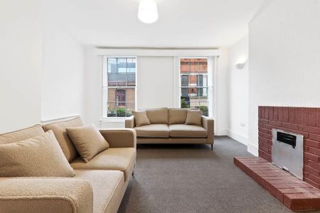 4 bedroom maisonette to rent - Photo 2