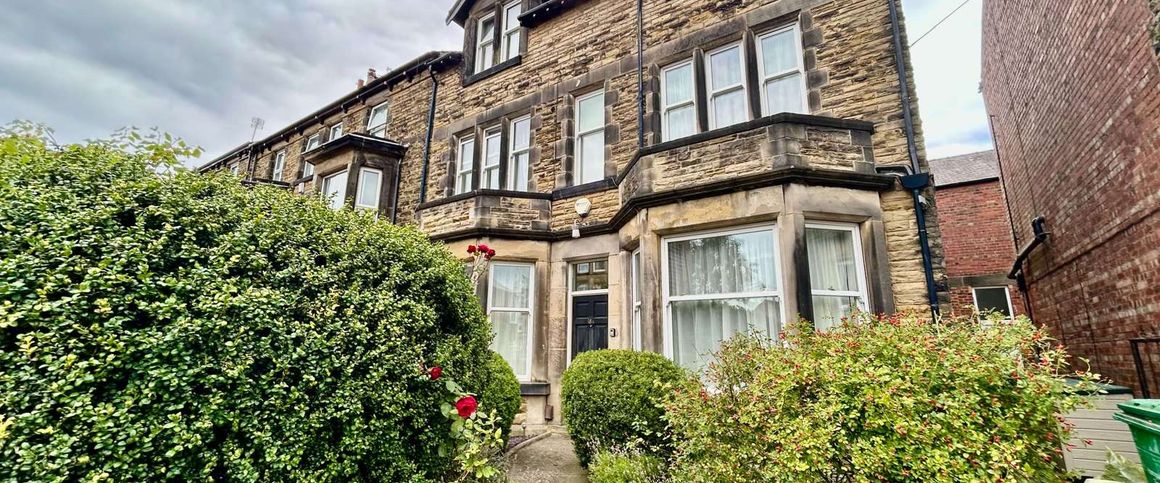 Mount Parade Room 8 - Photo 1