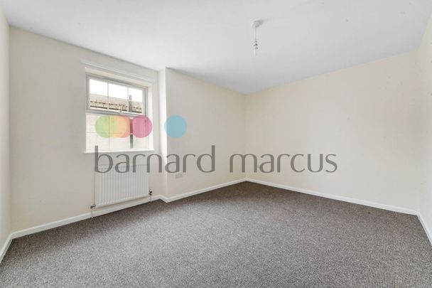 Bensham Lane - Photo 1