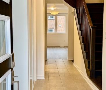 For Lease - 9 Vinewood Crescent, Barrie, Ontario - Photo 6