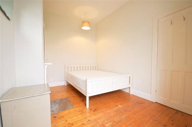 2 bedroom end of terrace house to rent - Photo 1