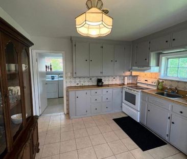 For Lease - 421 Marf Avenue, Mississauga, Ontario - Photo 5