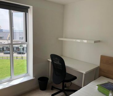 2 bedroom flat to rent - Photo 6