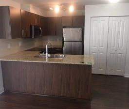 $2,450 / 2br – 891ft2 – The townhouse is located at the heart of La... - Photo 3