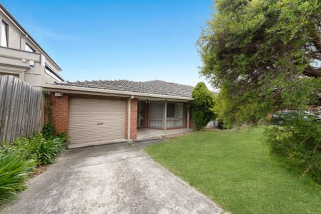 1/9 Clifford Street, Glen Waverley - Photo 5