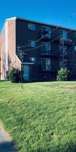 4 1/2 - Laval - 1 535 $/mois - Photo 3