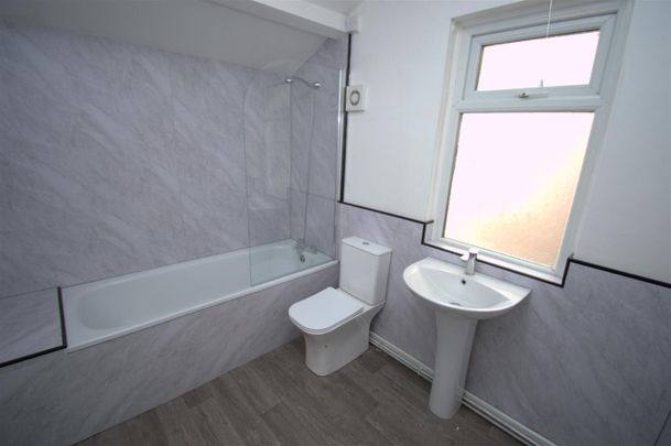 Greenbank Road, Birkenhead, CH42 - Photo 1