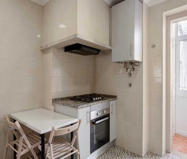 Estrada de Benfica, Lisbon, Lisbon 1500 - Photo 4