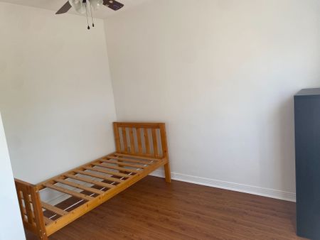 For Lease - 2890 Lake Shore Boulevard Unit# Apt. 3, Toronto, Ontario - Photo 4