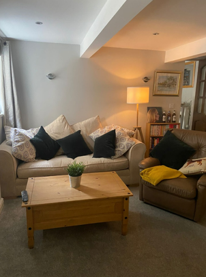 2 bedroom cottage to rent - Photo 1