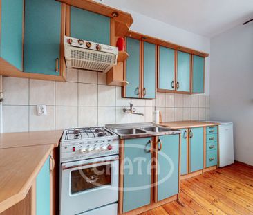 Duża kawalerka blisko centrum - Photo 1